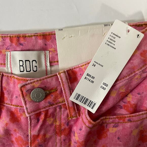 NEW BDG Urban Outfitters High-Rise Flare Denim in Pink/Rose Floral NWT - Size 24 - Picture 9 of 10